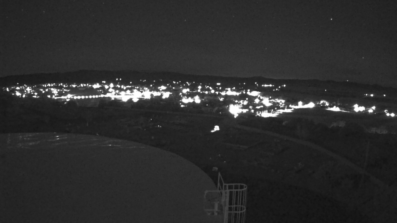 Thumbnail for current weather camera view from Round Valley HS 7100 ft elev in Springerville, Arizona