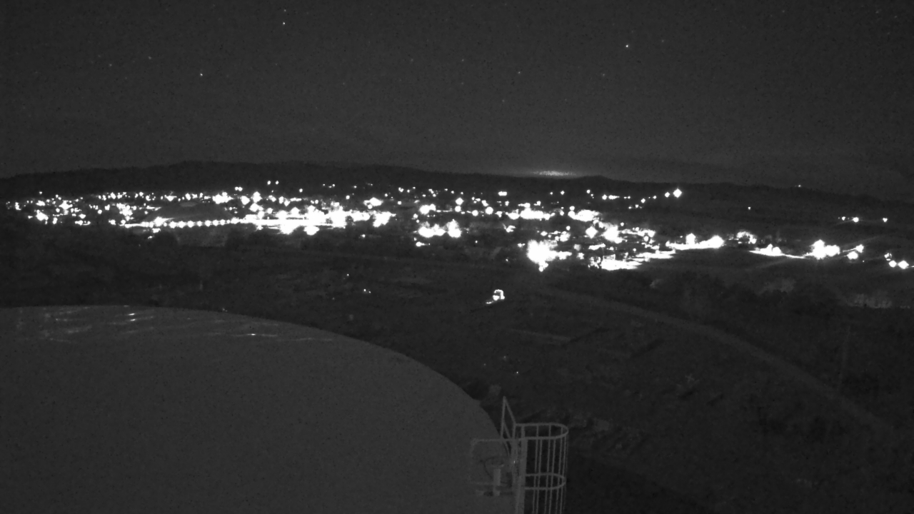Thumbnail for current weather camera view from Round Valley HS 7100 ft elev in Springerville, Arizona