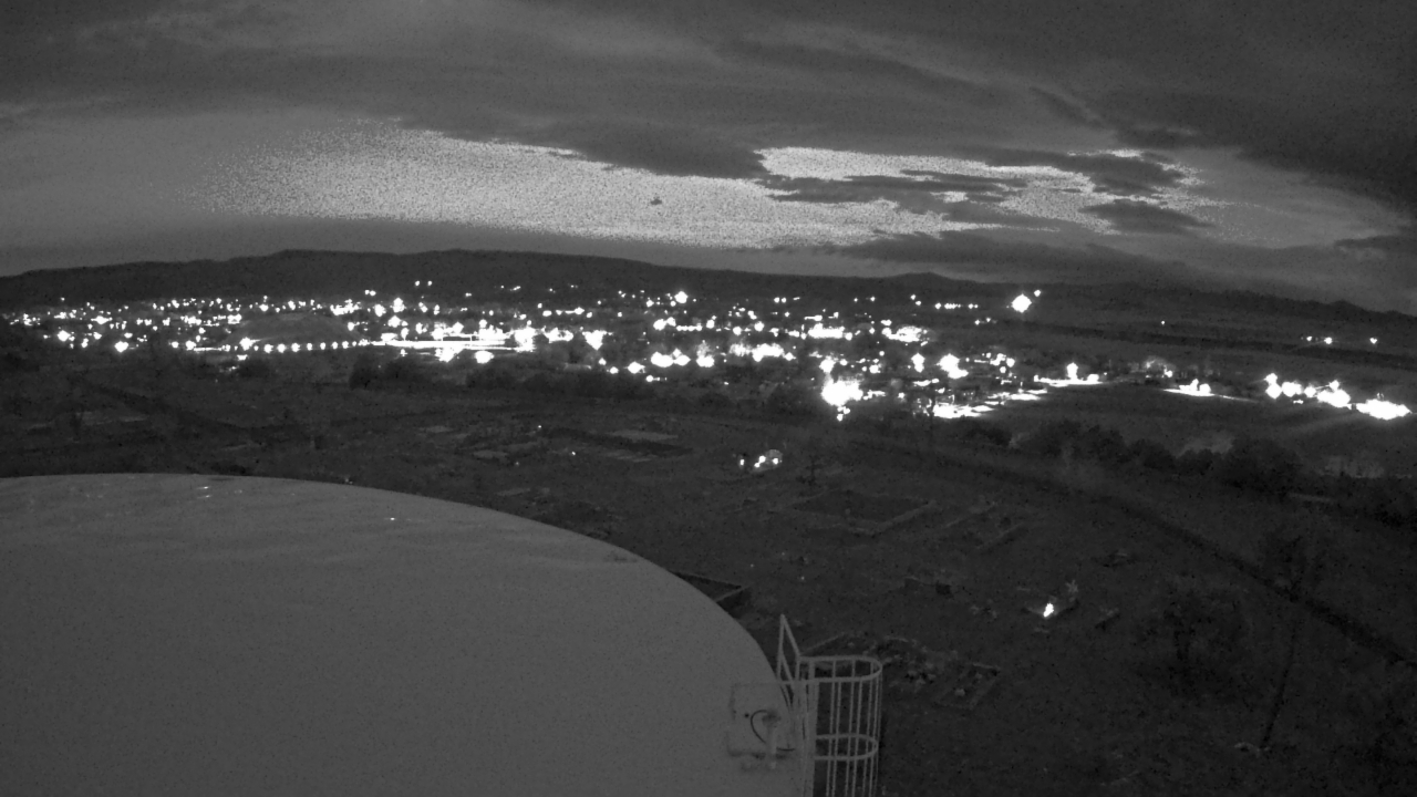 Thumbnail for current weather camera view from Round Valley HS 7100 ft elev in Springerville, Arizona