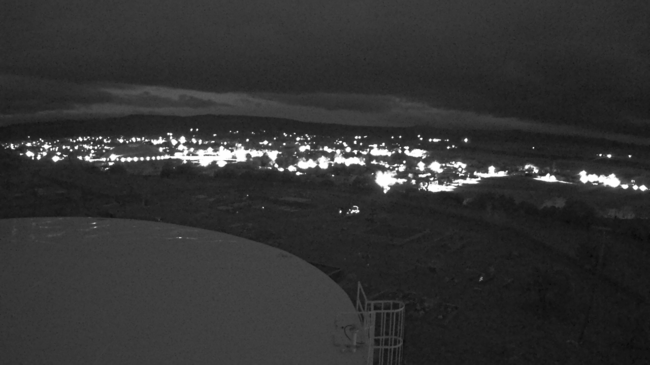 Thumbnail for current weather camera view from Round Valley HS 7100 ft elev in Springerville, Arizona
