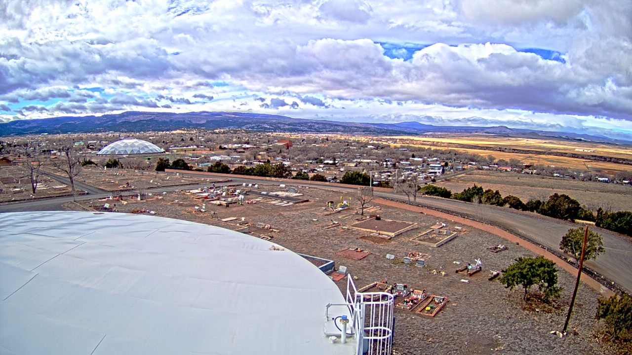 Thumbnail for current weather camera view from Round Valley HS 7100 ft elev in Springerville, Arizona