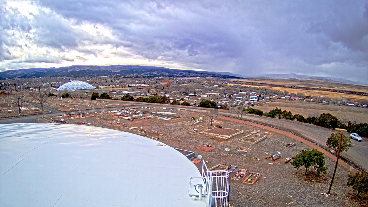 Thumbnail for current weather camera view from Round Valley HS 7100 ft elev in Springerville, Arizona