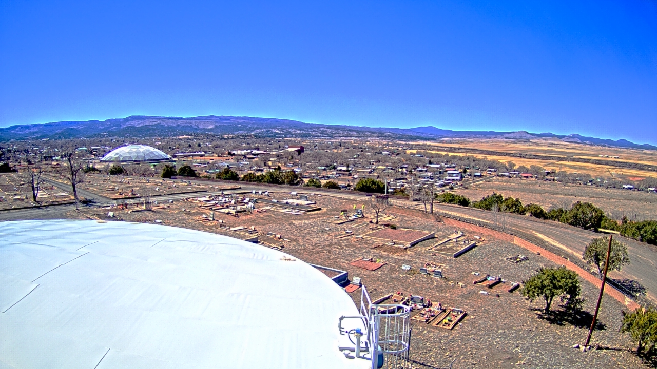 Thumbnail for current weather camera view from Round Valley HS 7100 ft elev in Springerville, Arizona