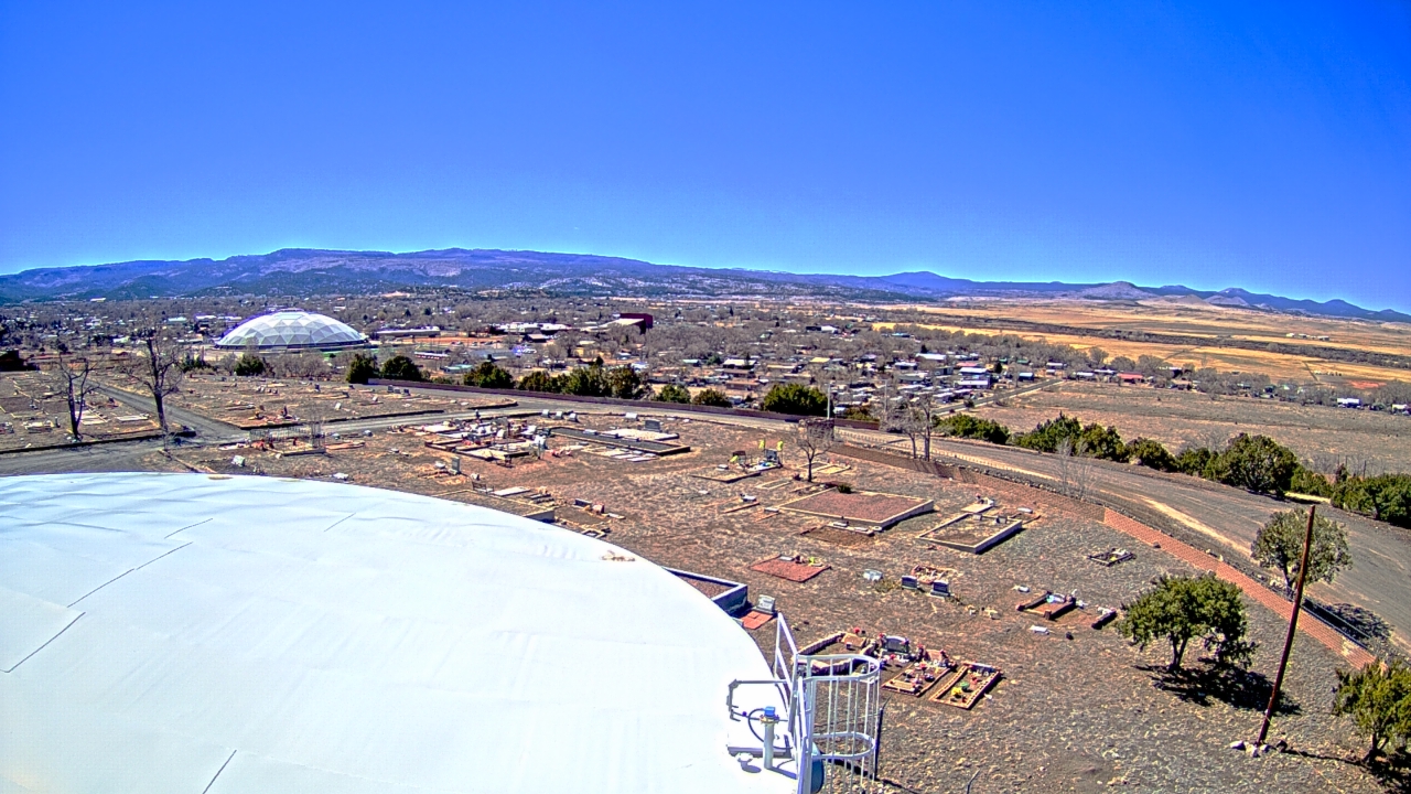 Thumbnail for current weather camera view from Round Valley HS 7100 ft elev in Springerville, Arizona