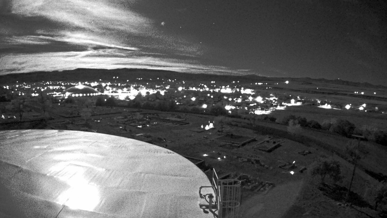 Thumbnail for current weather camera view from Round Valley HS 7100 ft elev in Springerville, Arizona