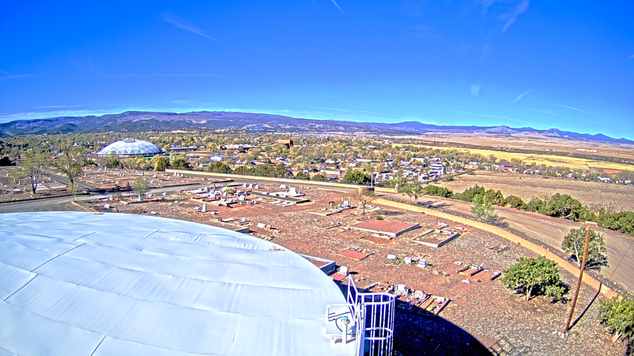 Thumbnail for current weather camera view from Round Valley HS 7100 ft elev in Springerville, Arizona