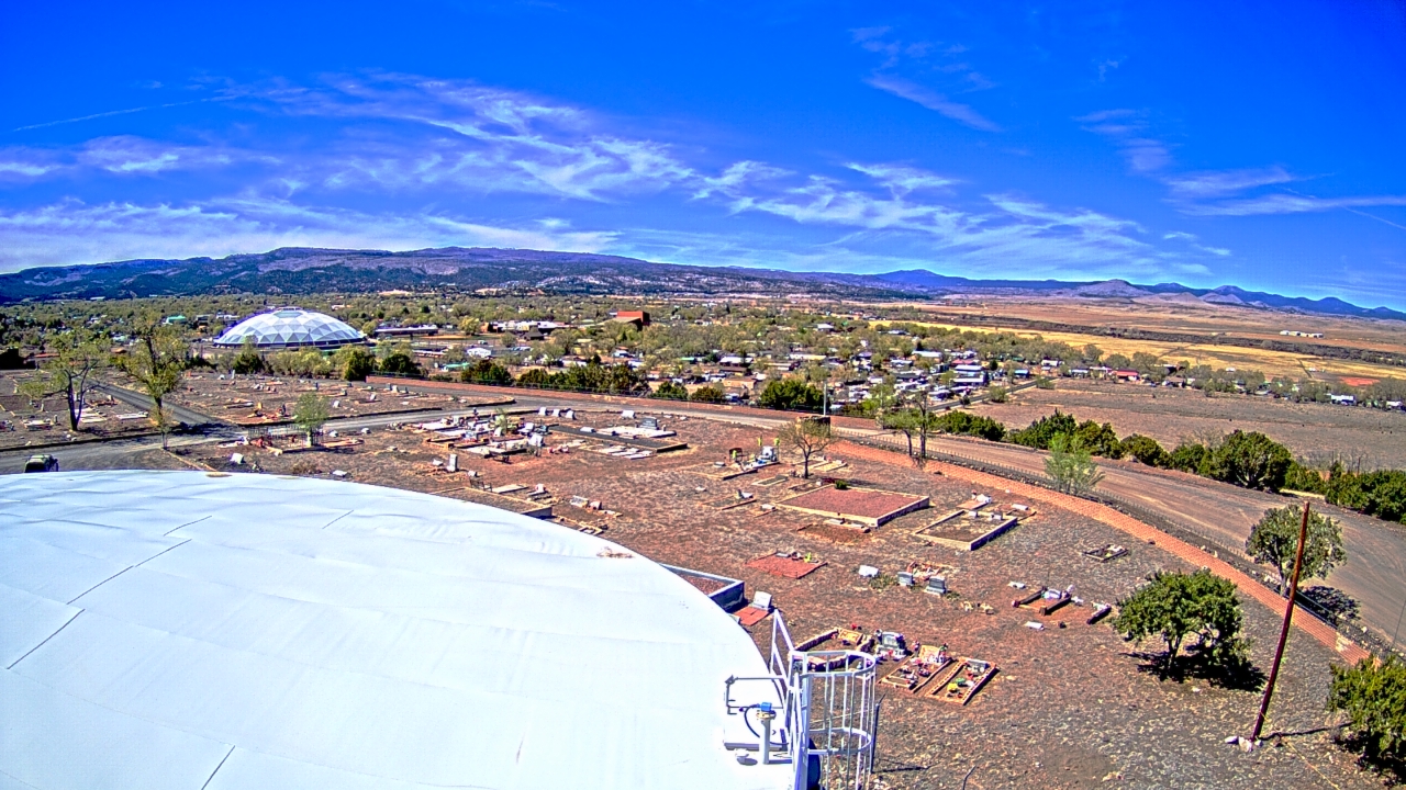 Thumbnail for current weather camera view from Round Valley HS 7100 ft elev in Springerville, Arizona