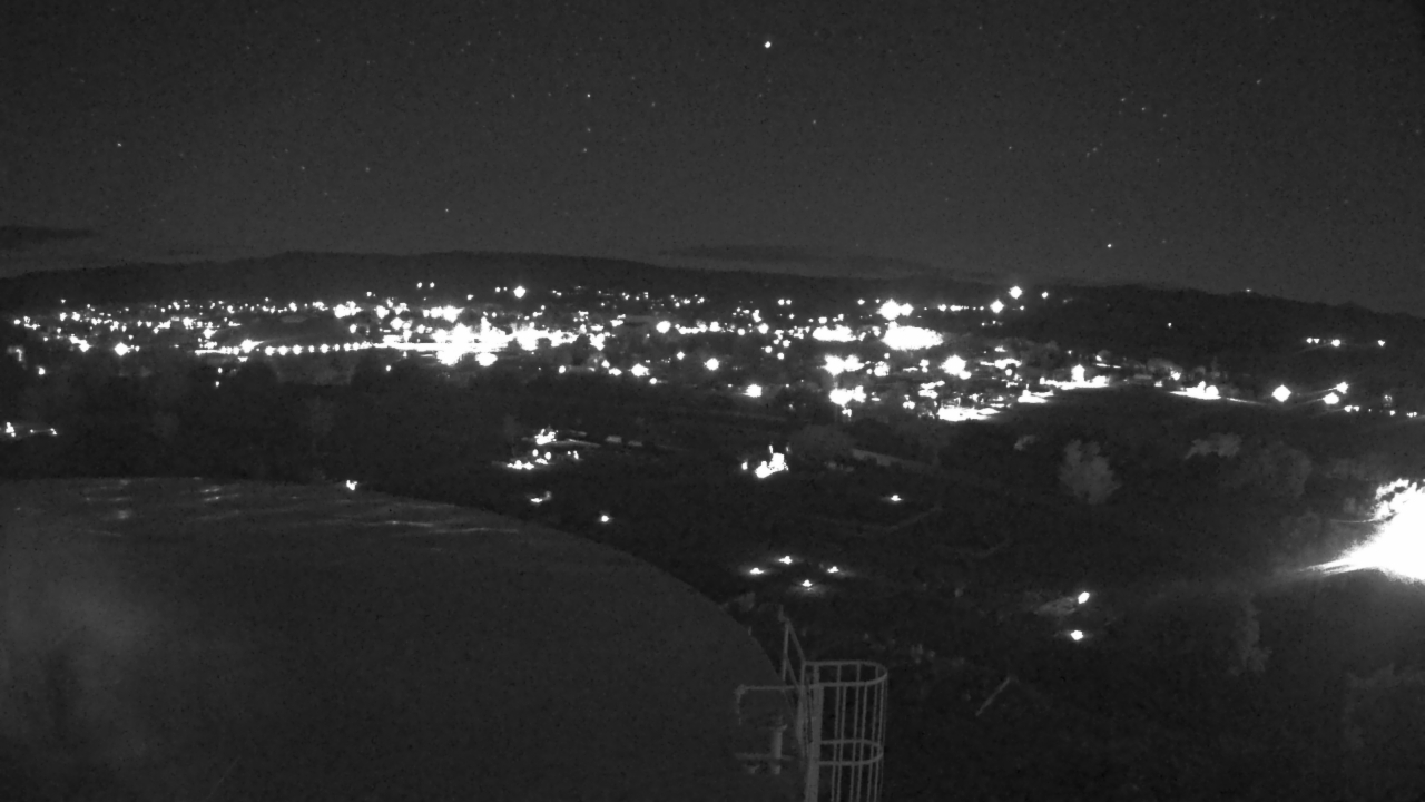 Thumbnail for current weather camera view from Round Valley HS 7100 ft elev in Springerville, Arizona