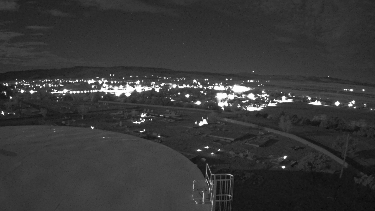 Thumbnail for current weather camera view from Round Valley HS 7100 ft elev in Springerville, Arizona