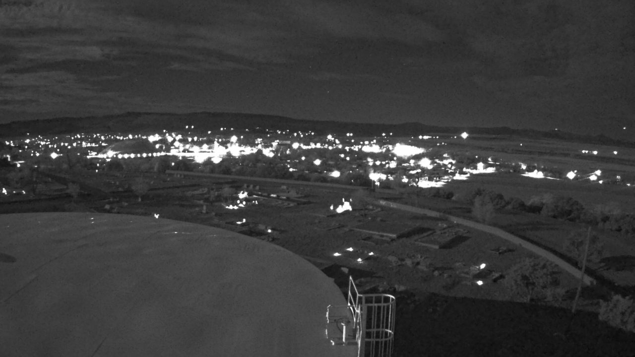 Thumbnail for current weather camera view from Round Valley HS 7100 ft elev in Springerville, Arizona