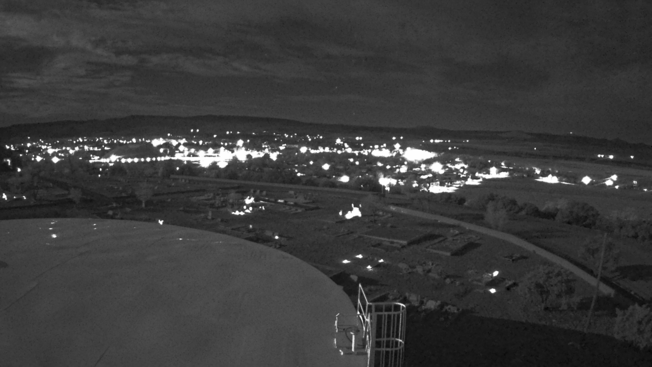 Thumbnail for current weather camera view from Round Valley HS 7100 ft elev in Springerville, Arizona