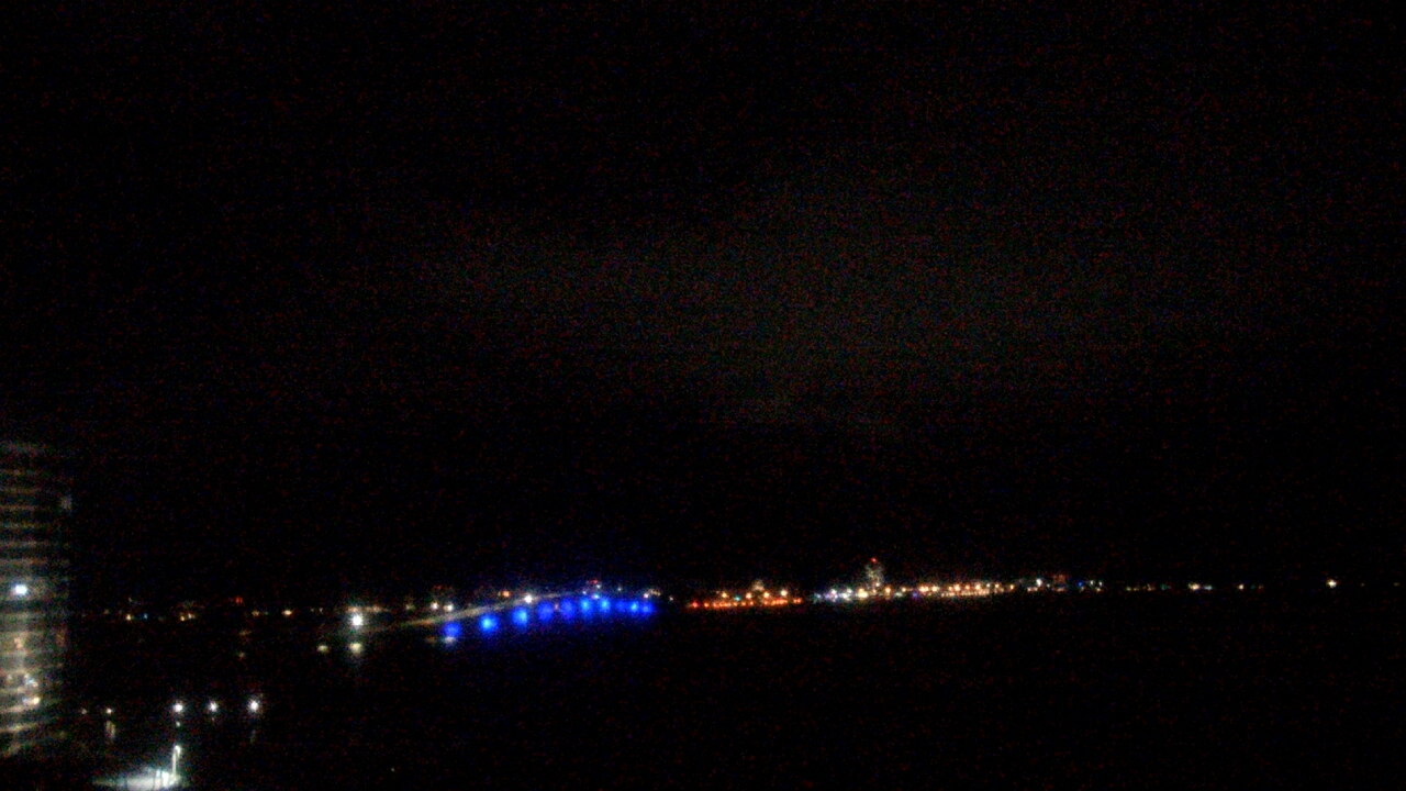 Thumbnail for current weather camera view from Van Wezel Performing Arts Hall in Sarasota, Florida