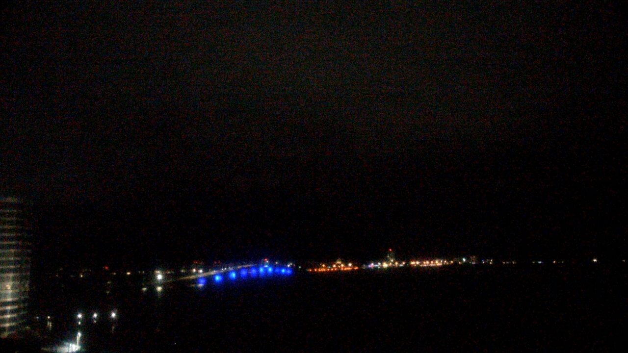 Thumbnail for current weather camera view from Van Wezel Performing Arts Hall in Sarasota, Florida