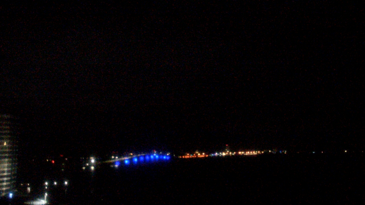 Thumbnail for current weather camera view from Van Wezel Performing Arts Hall in Sarasota, Florida