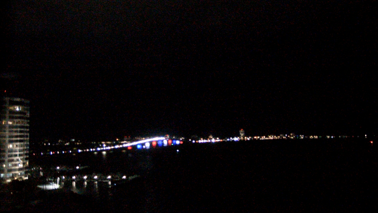 Thumbnail for current weather camera view from Van Wezel Performing Arts Hall in Sarasota, Florida