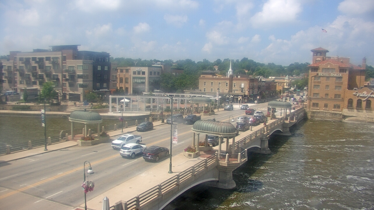 Thumbnail for current weather camera view from City of St Charles in St. Charles, Illinois