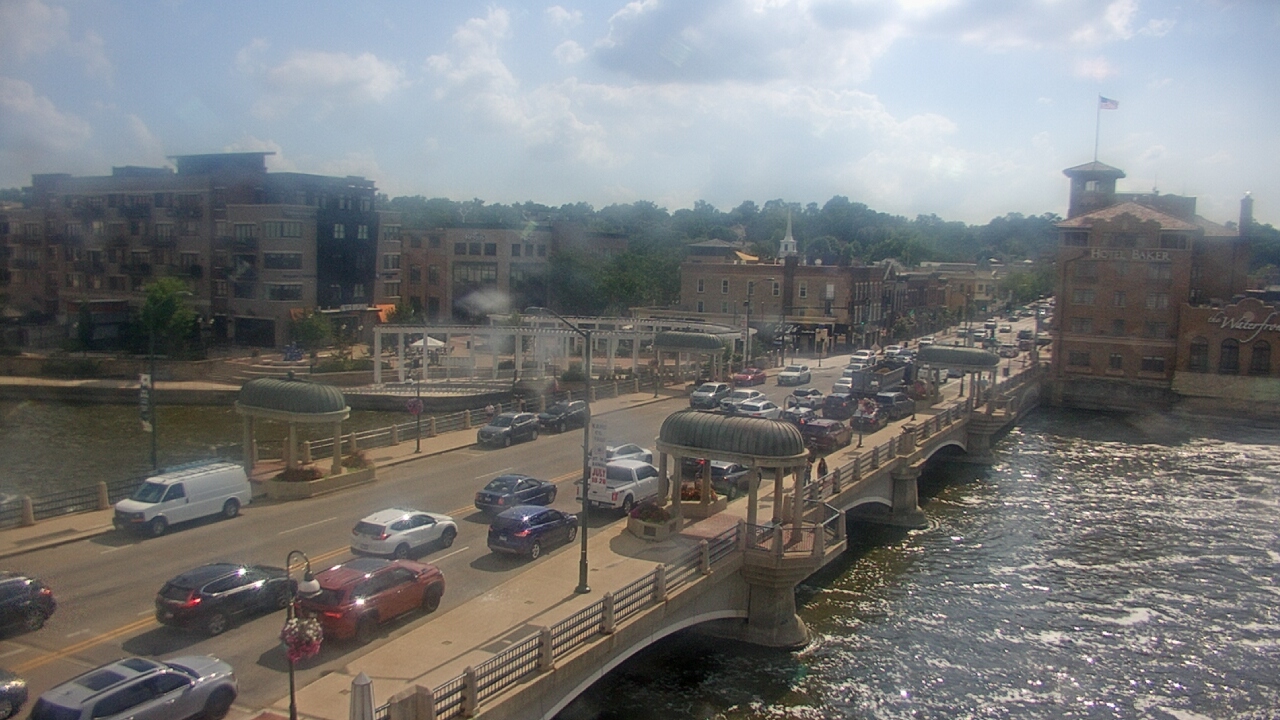 Thumbnail for current weather camera view from City of St Charles in St. Charles, Illinois