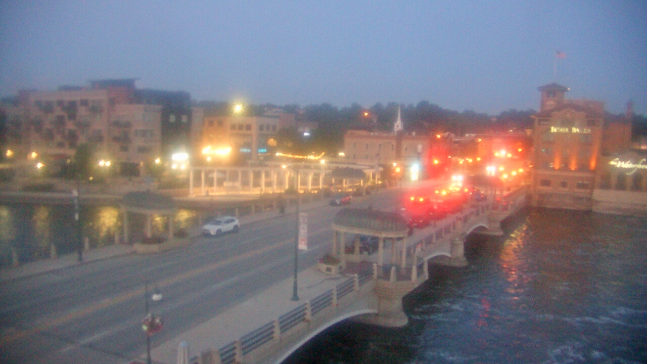 Thumbnail for current weather camera view from City of St Charles in St. Charles, Illinois