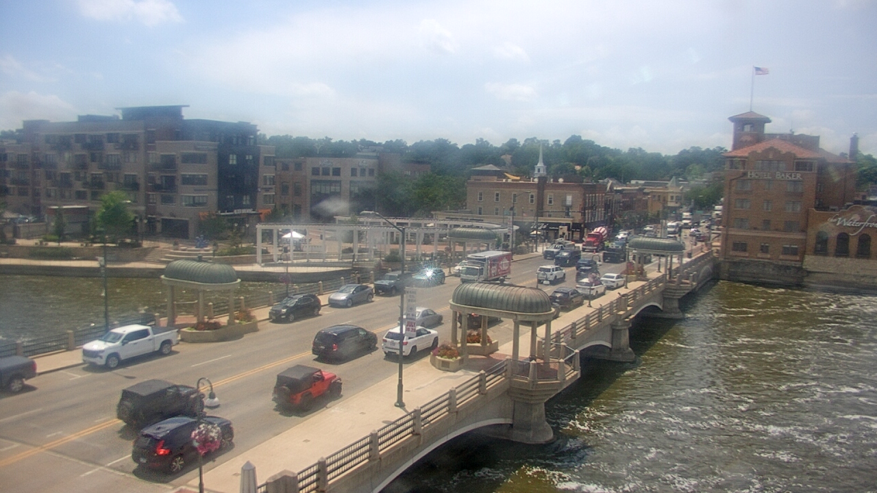 Thumbnail for current weather camera view from City of St Charles in St. Charles, Illinois