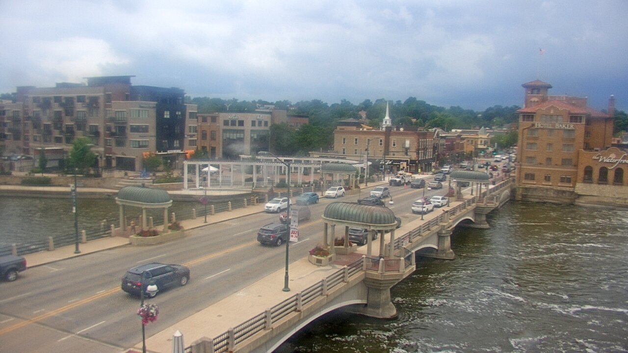 Thumbnail for current weather camera view from City of St Charles in St. Charles, Illinois