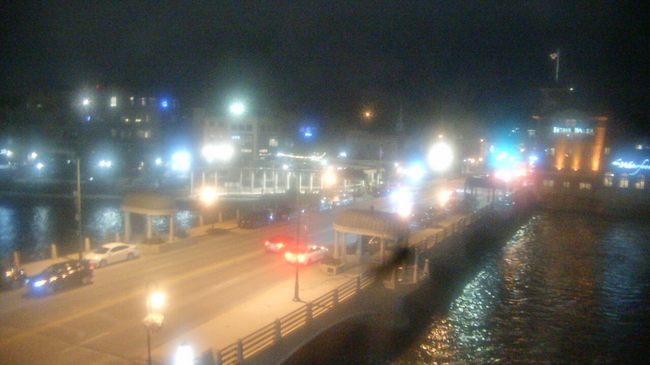 Thumbnail for current weather camera view from City of St Charles in St. Charles, Illinois