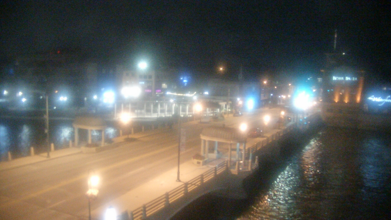 Thumbnail for current weather camera view from City of St Charles in St. Charles, Illinois