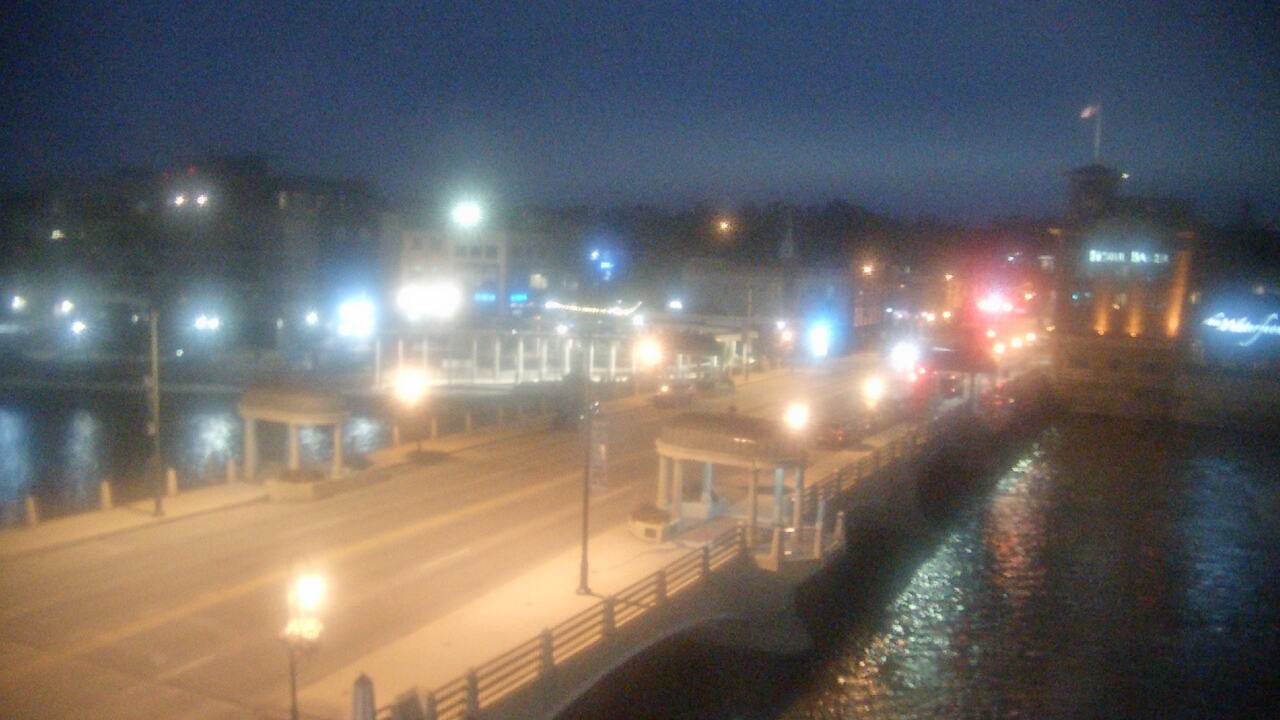 Thumbnail for current weather camera view from City of St Charles in St. Charles, Illinois