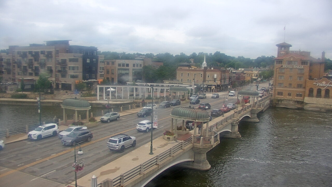 Thumbnail for current weather camera view from City of St Charles in St. Charles, Illinois