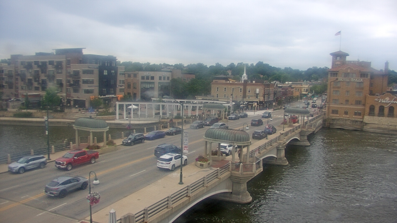 Thumbnail for current weather camera view from City of St Charles in St. Charles, Illinois