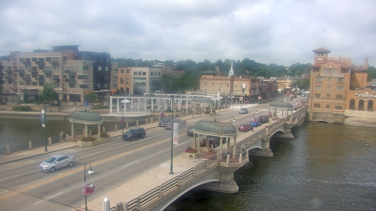 Thumbnail for current weather camera view from City of St Charles in St. Charles, Illinois