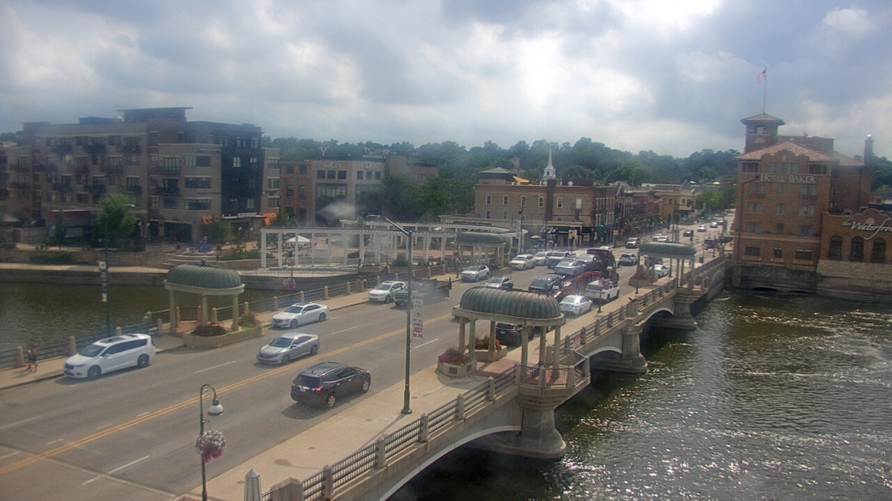 Thumbnail for current weather camera view from City of St Charles in St. Charles, Illinois