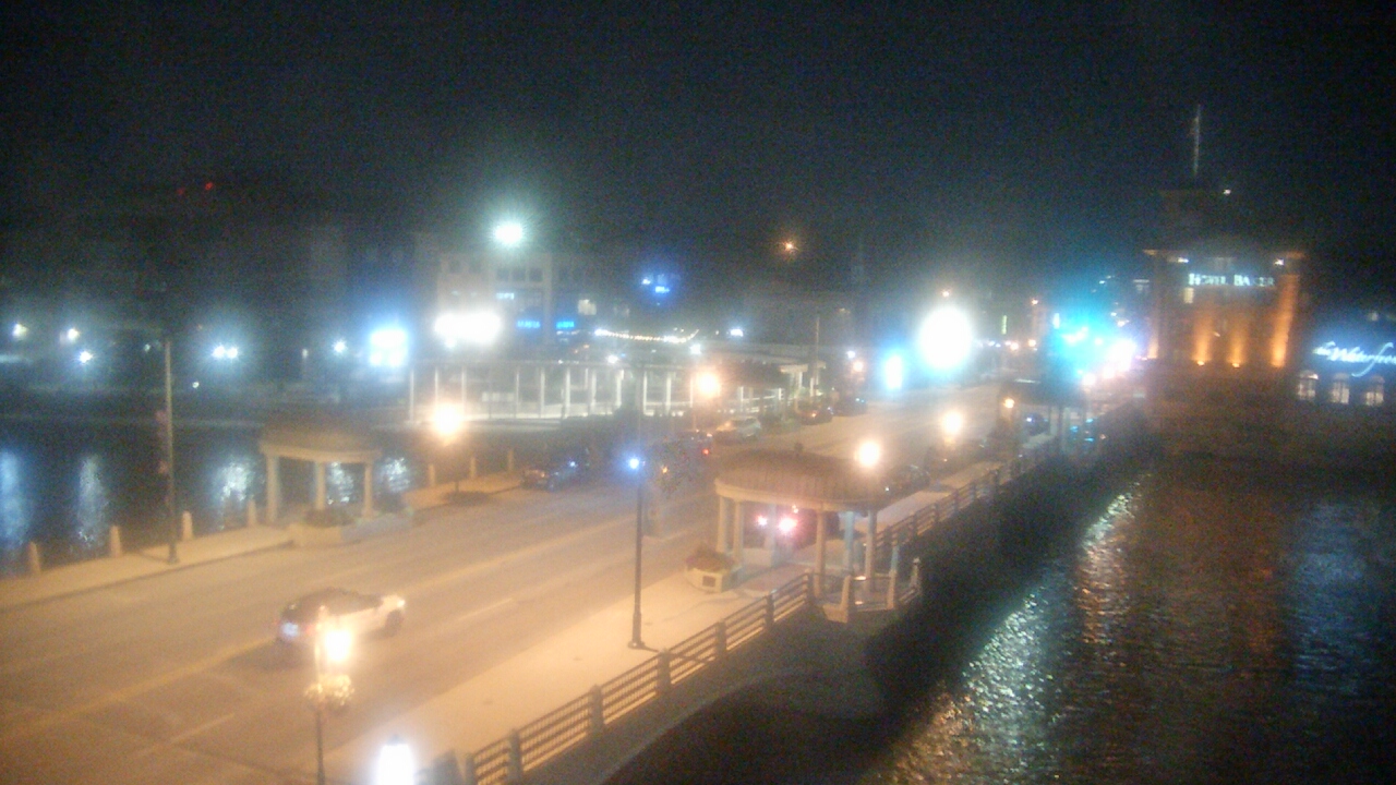 Thumbnail for current weather camera view from City of St Charles in St. Charles, Illinois