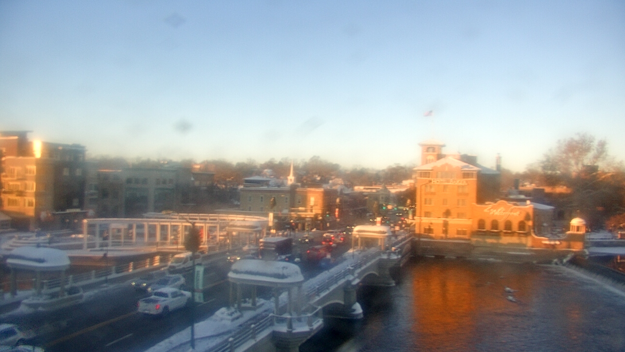 Thumbnail for current weather camera view from City of St Charles in St. Charles, Illinois