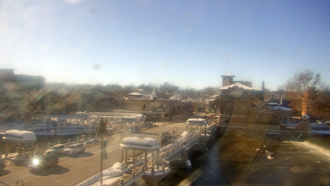 Thumbnail for current weather camera view from City of St Charles in St. Charles, Illinois