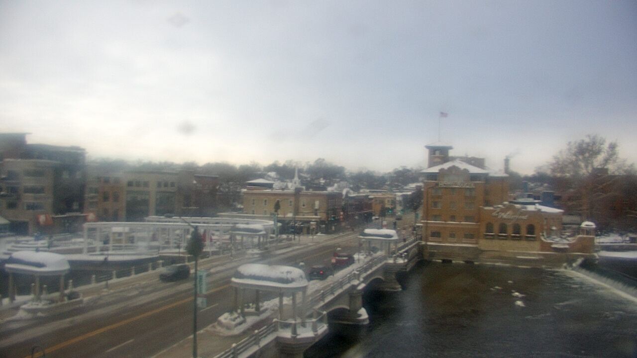Thumbnail for current weather camera view from City of St Charles in St. Charles, Illinois