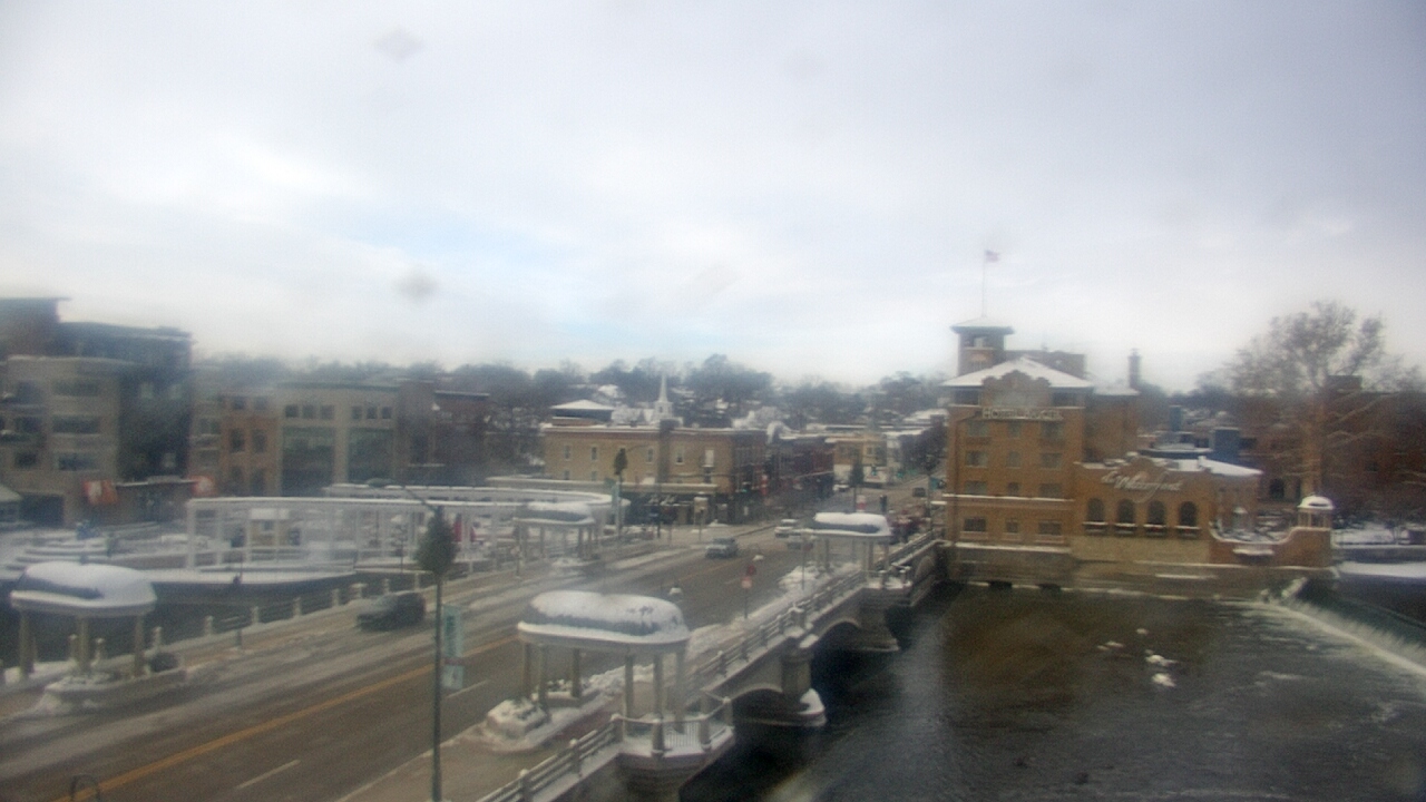 Thumbnail for current weather camera view from City of St Charles in St. Charles, Illinois