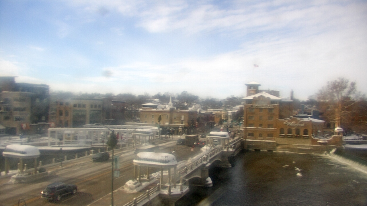 Thumbnail for current weather camera view from City of St Charles in St. Charles, Illinois