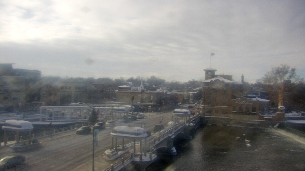 Thumbnail for current weather camera view from City of St Charles in St. Charles, Illinois