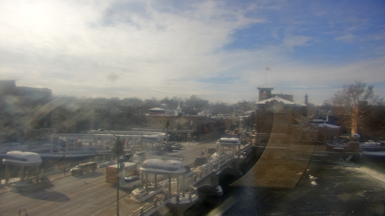 Thumbnail for current weather camera view from City of St Charles in St. Charles, Illinois