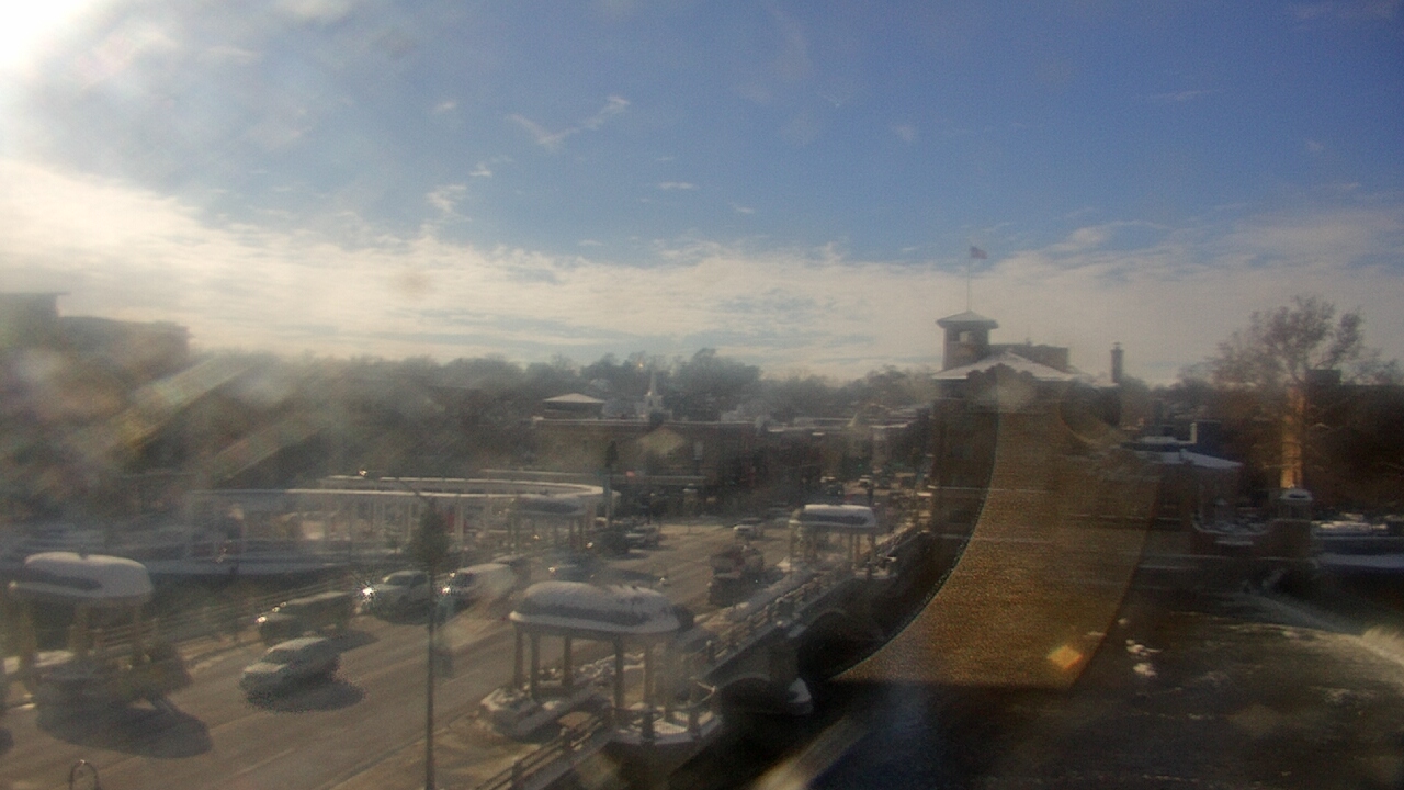 Thumbnail for current weather camera view from City of St Charles in St. Charles, Illinois