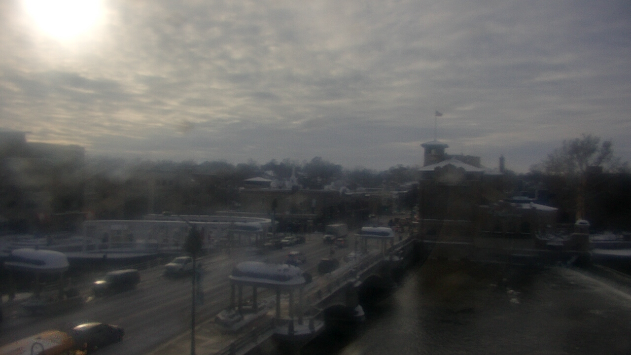Thumbnail for current weather camera view from City of St Charles in St. Charles, Illinois