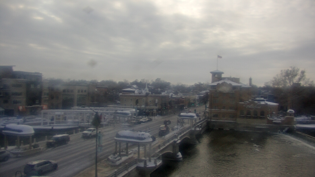 Thumbnail for current weather camera view from City of St Charles in St. Charles, Illinois