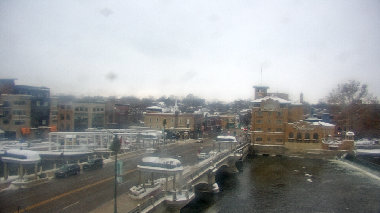 Thumbnail for current weather camera view from City of St Charles in St. Charles, Illinois