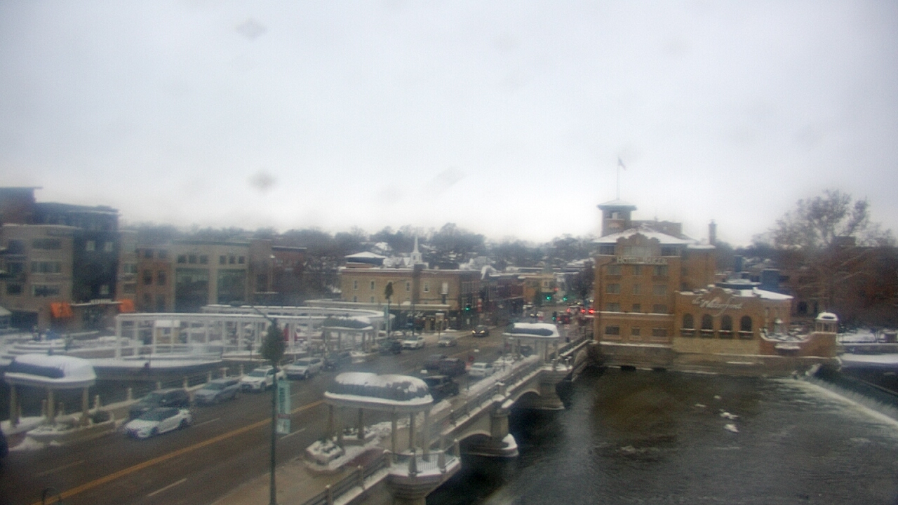 Thumbnail for current weather camera view from City of St Charles in St. Charles, Illinois