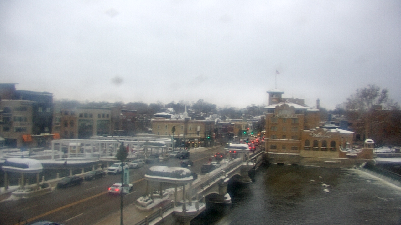 Thumbnail for current weather camera view from City of St Charles in St. Charles, Illinois