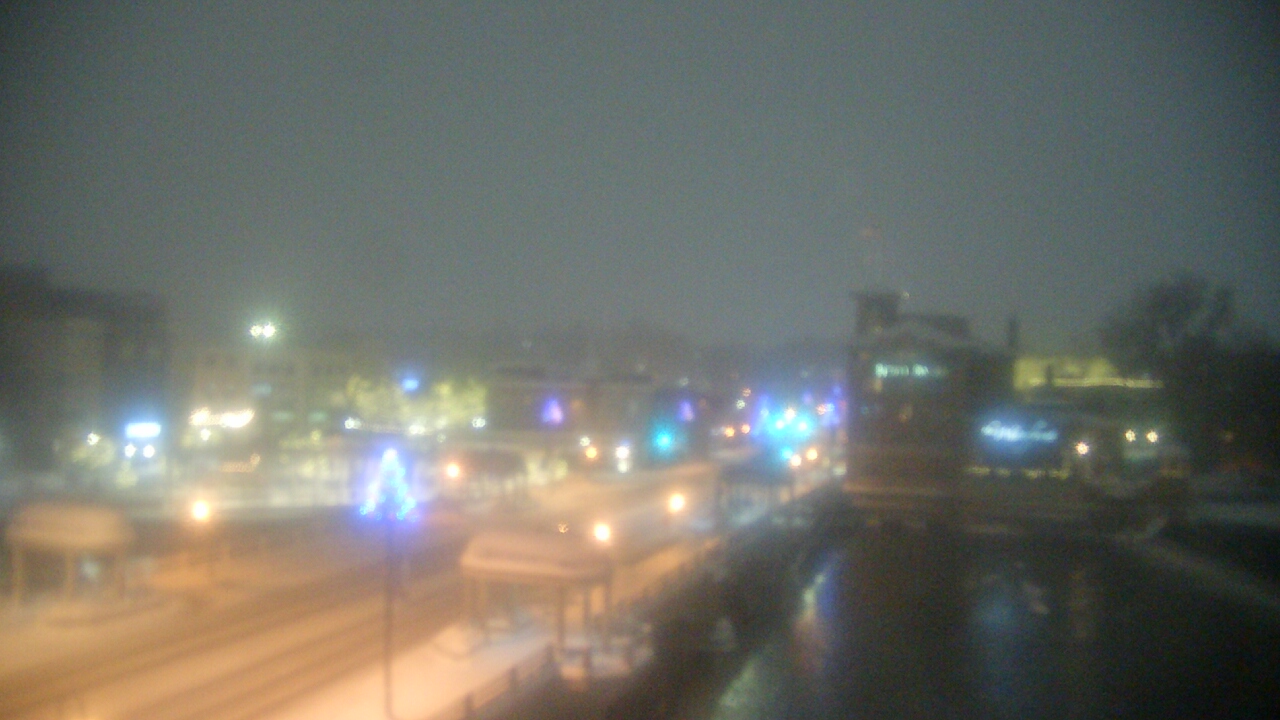 Thumbnail for current weather camera view from City of St Charles in St. Charles, Illinois