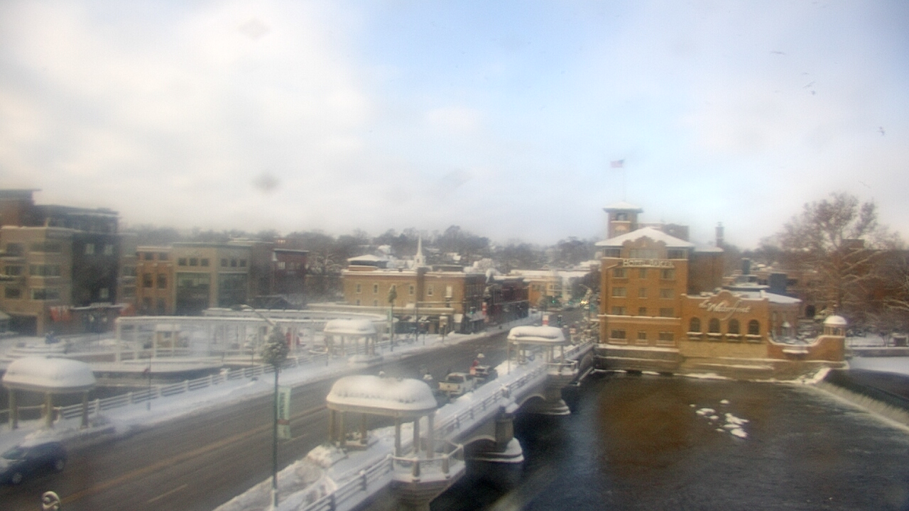 Thumbnail for current weather camera view from City of St Charles in St. Charles, Illinois