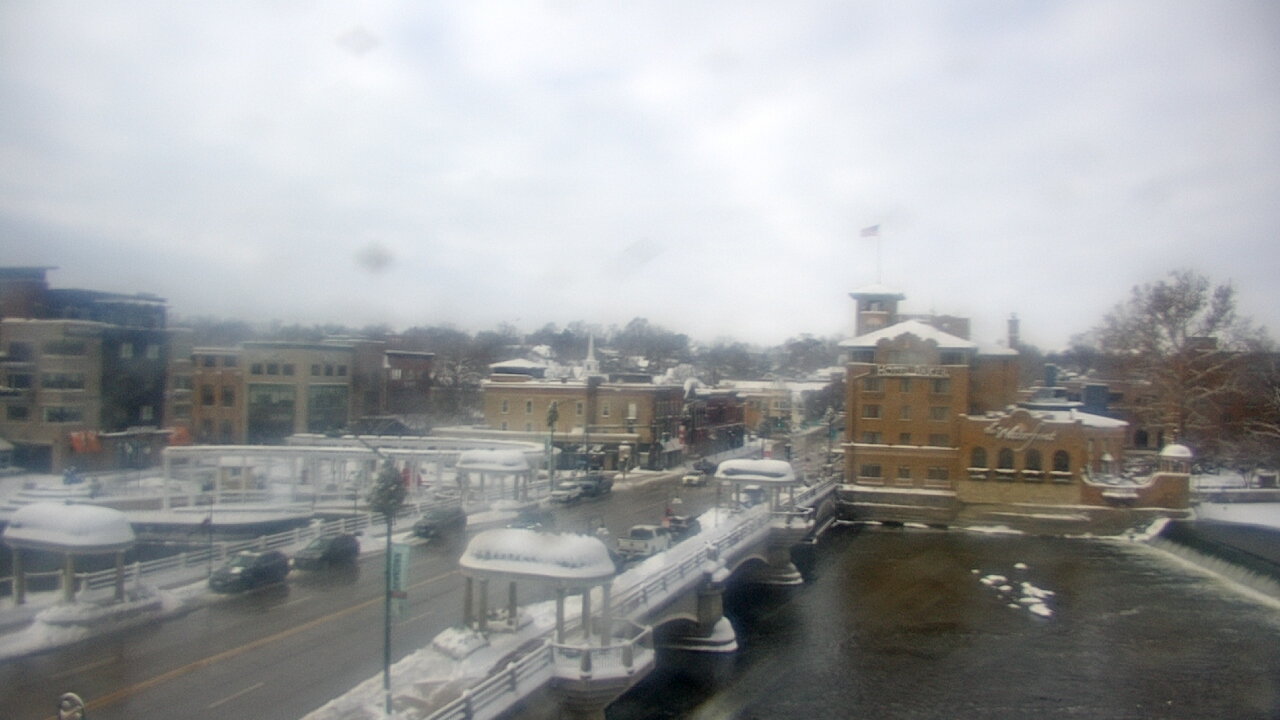 Thumbnail for current weather camera view from City of St Charles in St. Charles, Illinois