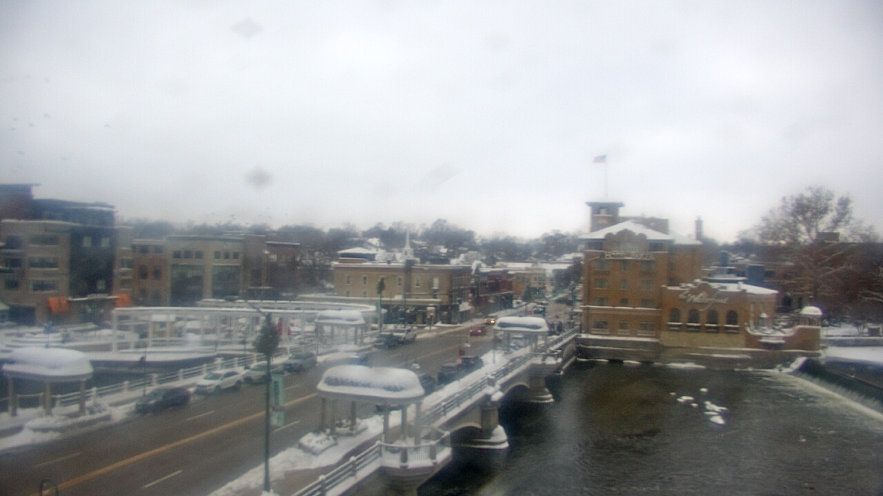 Thumbnail for current weather camera view from City of St Charles in St. Charles, Illinois