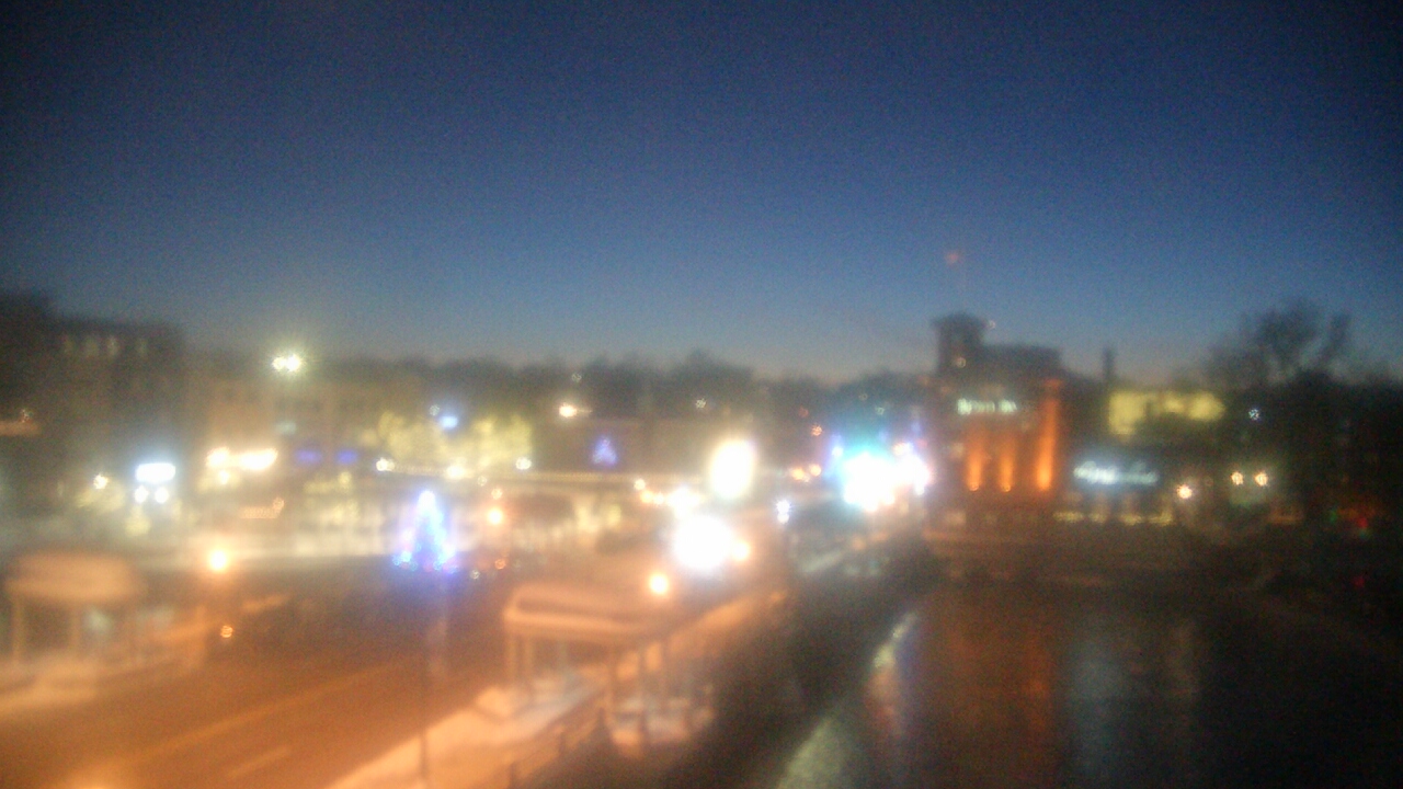 Thumbnail for current weather camera view from City of St Charles in St. Charles, Illinois